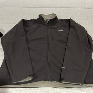 Mens north face apex jacket. Brown color
